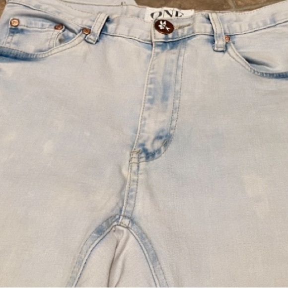 ❌SOLD❌ ONE TEASPOON Runaways Ultra Light Wash Skinny Leg Jeans - Size 24. - Picture 6 of 14